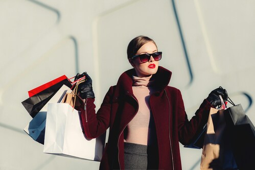 Smart Shopping: Unlocking the Benefits of Fashion Savvy